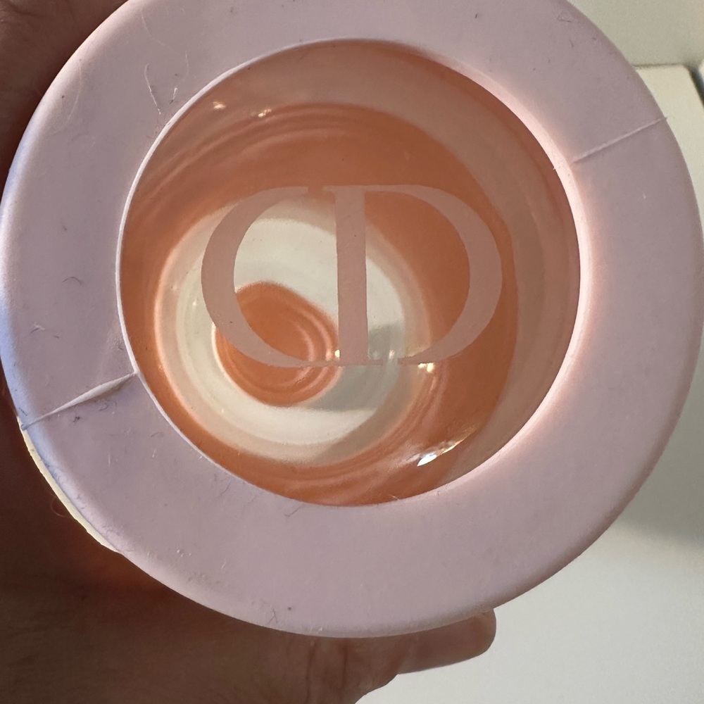 Dior Pink Water Bottle - Picture 3 of 3
